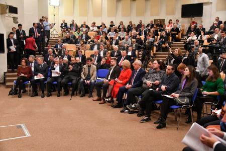 Коммунисты в Госдуме провели круглый стол о государственном стратегическом планировании