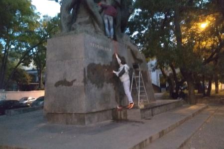 Украина. Комсомол Одессы на страже исторической правды