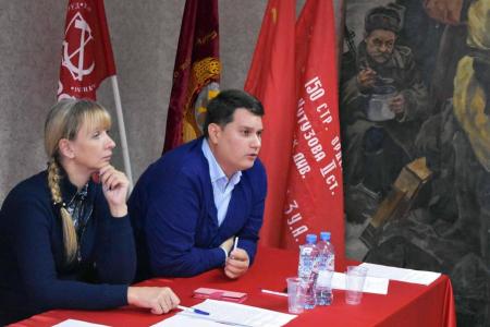 На пленуме Тульского обкома КПРФ  обсудили вопросы воспитания молодежи