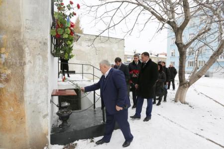 Казбек Тайсаев принял участие в церемонии вступления в должность Главы ДНР Дениса Пушилина и Главы ЛНР Леонида Пасечника
