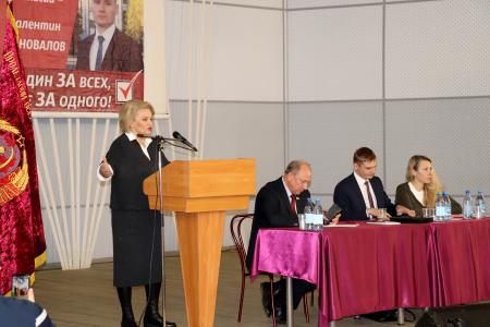 Победа будет за нами! В Абакане состоялась массовая встреча кандидата на пост главы Хакасии Валентина Коновалова с избирателями