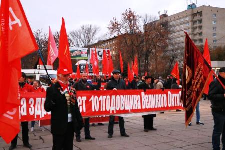 Годовщина Великого Октября в Саратовской области