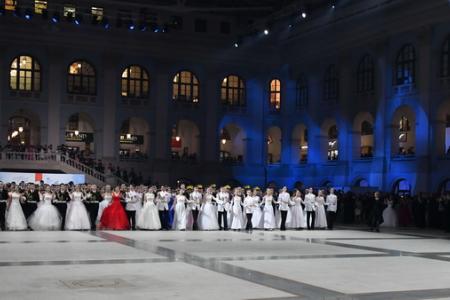 От имени КПРФ участников Международного Кремлевского кадетского бала приветствовал Д.Г. Новиков