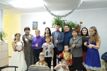 Якутские коммунисты взяли шефство над детьми из детдома