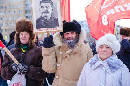 Красноярские коммунисты почтили память бывшего ссыльного И.В. Сталина возле мемориала «Кандальный путь»