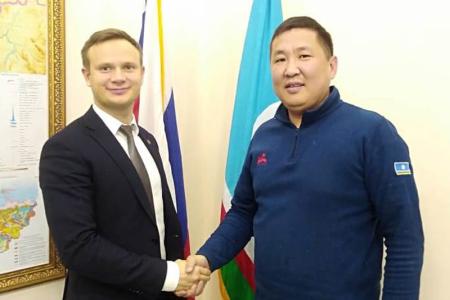 Владимир Исаков встретился с министром по делам молодёжи и социальным коммуникациям Республики Саха