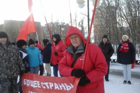 Ямало-Ненецкий автономный округ. В Салехарде прошел митинг в защиту социальных прав граждан