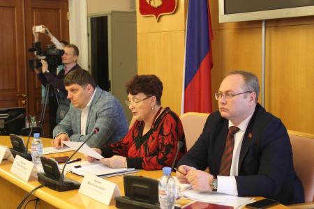 Состоялась пресс-конференция фракции КПРФ в Тюменской областной Думе