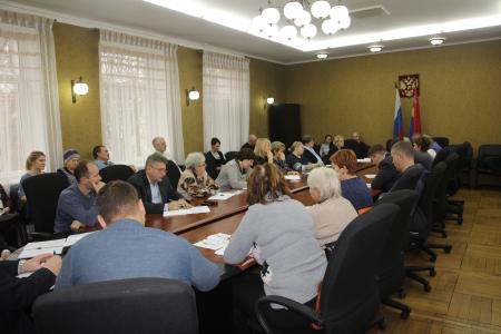 Калининград. Коммунисты провели круглый стол по проблемам садоводов