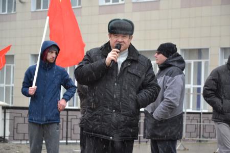 Митинг в защиту социально-экономических прав граждан прошёл в Астрахани