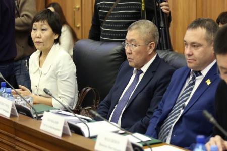 Фракция Калмыцкого республиканского отделения КПРФ не поддержала бюджет региона