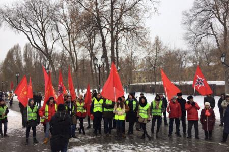 Самарские комсомольцы провели торжественную церемонию похорон капитализма