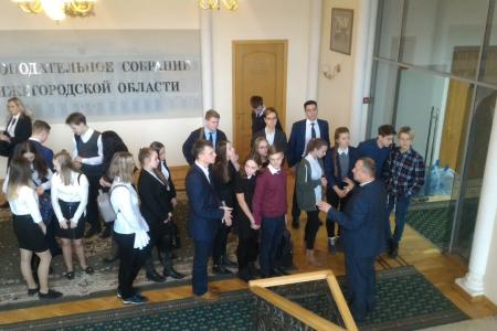 Лидер нижегородских коммунистов Владислав Егоров встретился с учащимися города Дзержинска