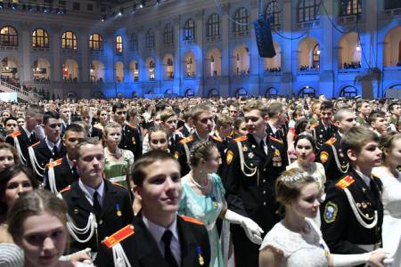 От имени КПРФ участников Международного Кремлевского кадетского бала приветствовал Д.Г. Новиков