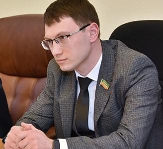 Казань. В ходе 44-го заседания Государственного Совета Татарстана принят закон о дорожной деятельности