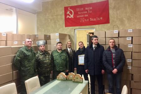 В ЛНР проходит выдача новогодней гуманитарной помощи от Коммунистической партии Российской Федерации