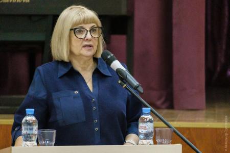 В Красноярске прошла научно-практическая конференция "10 шагов выхода из кризиса"