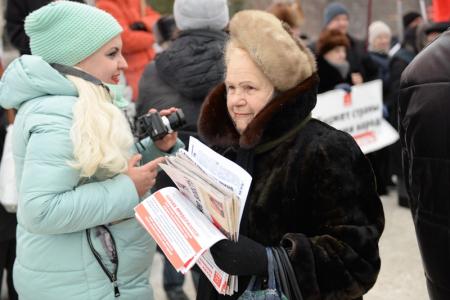 «Вскоре Новосибирск заговорит по-французски»: Новосибирцы вышли на акцию протеста против пенсионной «реформы»