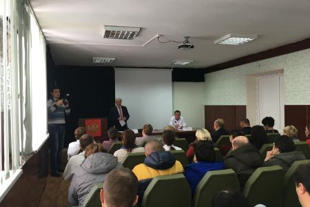 Краснодарский край. Коммунист-депутат Госдумы Н.И. Осадчий побывал в Красноармейском районе