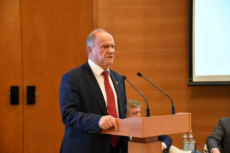 Г.А. Зюганов: "Сегодня нарушается наше главное право"