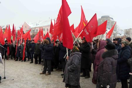 Коммунисты Чувашии провели массовые акции против антинародной политики властей
