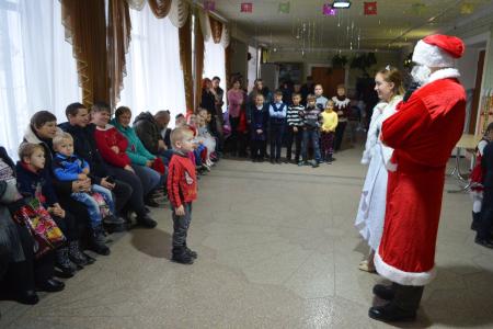 В Севастополе прошел новогодний праздник для сельской детворы