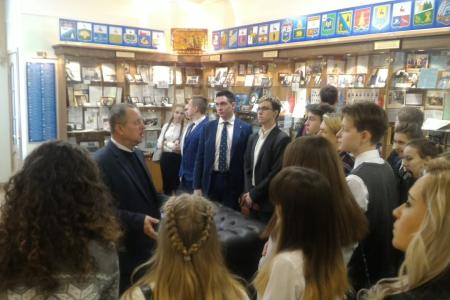 Лидер нижегородских коммунистов Владислав Егоров встретился с учащимися города Дзержинска