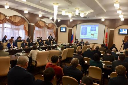Олег Лебедев провел во Владимире круглый стол, посвященный органическому земледелию