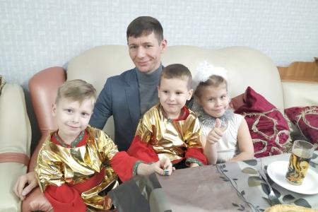 Якутские коммунисты взяли шефство над детьми из детдома