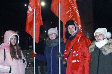 Ивановские коммунисты отметили 139-ю годовщину со дня рождения И.В. Сталина
