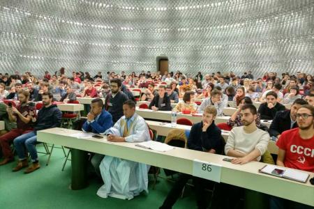 Секретарь ЦК ЛКСМ РФ Роман Кононенко принял участие в съезде коммунистической молодёжи Франции