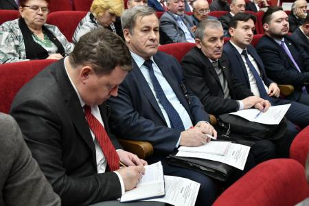 25 января в Подмосковье открылся семинар-совещание первых секретарей региональных отделений КПРФ