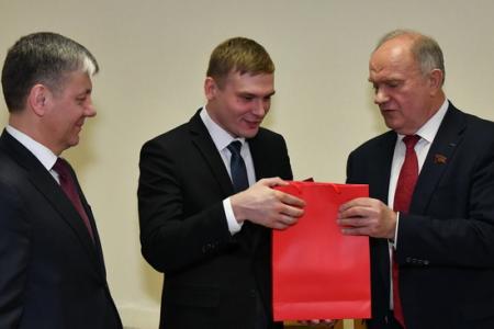 Г.А. Зюганов вручил премии «Слово к народу» за 2018 год