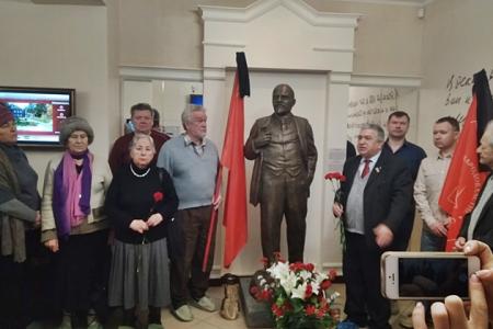 Татарстан. В Казани почтили память В.И. Ленина