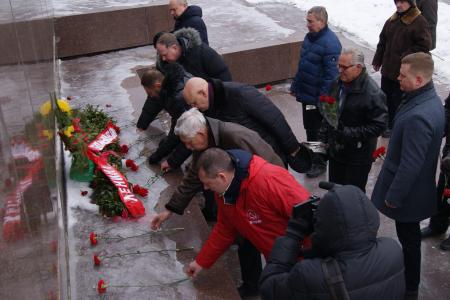 Сталинградские коммунисты отметили 95-летие со дня смерти Ленина