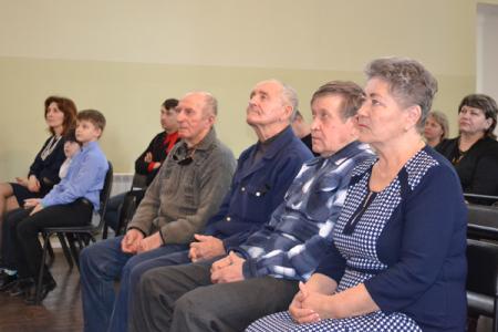 В Сарпинском районе Калмыкии прошло торжественное собрание, посвященное 100-летию ВЛКСМ