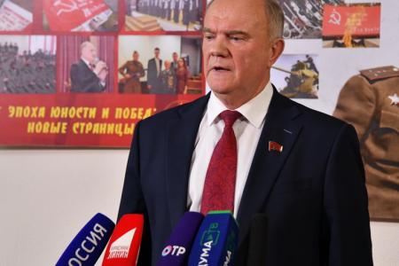 «Переяславская рада, Курилы, информационная атака на КПРФ, иск Дерипаски, ПАСЕ». Г.А. Зюганов провел брифинг в Госдуме