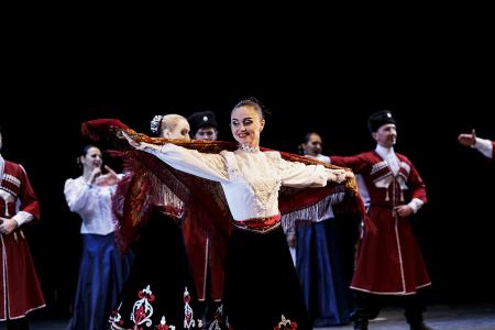 Видеорепортаж из Ростова-на-Дону с международного фестиваля единения братских народов России и Украины