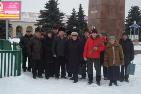 Коммунисты Тамбовской области почтили память вождя мирового пролетариата