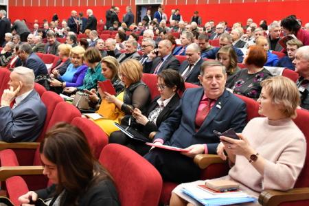 25 января в Подмосковье открылся семинар-совещание первых секретарей региональных отделений КПРФ
