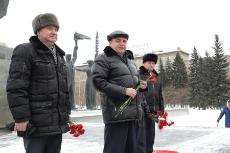 «Будущее — на ленинской стороне»: новосибирские коммунисты почтили память В.И. Ленина