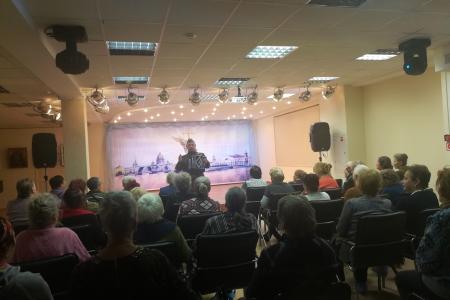 При поддержке КПРФ в городе на Неве прошел благотворительный музыкальный марафон «Для вас, герои Ленинграда»
