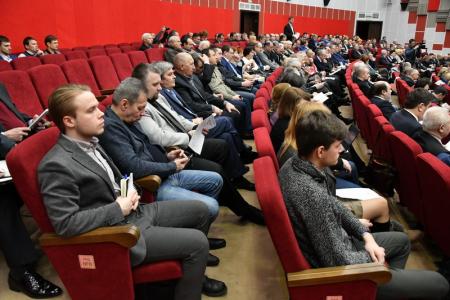 25 января в Подмосковье открылся семинар-совещание первых секретарей региональных отделений КПРФ