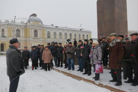 Коммунисты Тамбова почтили память вождя мирового пролетариата