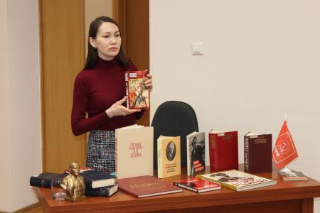 Ямало-Ненецкий автономный округ. Лидер региональных коммунистов Елена Кукушкина встретилась с избирателями Пуровского района