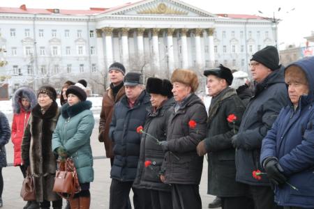 В столице Забайкалья коммунисты почтили память В.И. Ленина