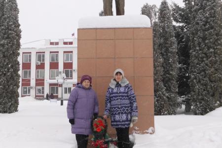 Коммунисты Тамбовской области почтили память вождя мирового пролетариата
