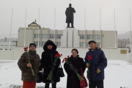 Жители Сахалина почтили память основателя СССР В.И. Ленина