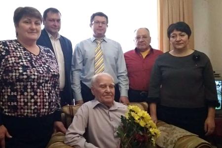 Курская область. Новогодние подарки ветеранам от коммунистов