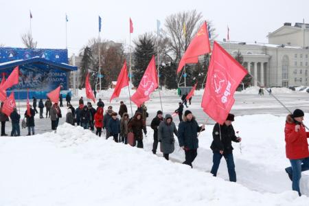 Саратовские коммунисты почтили память В.И. Ленина